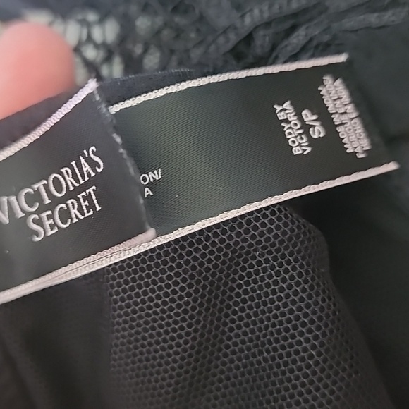 Victoria's Secret Elegant Black Lace Bralette Racerback Size Small - Picture 12 of 12